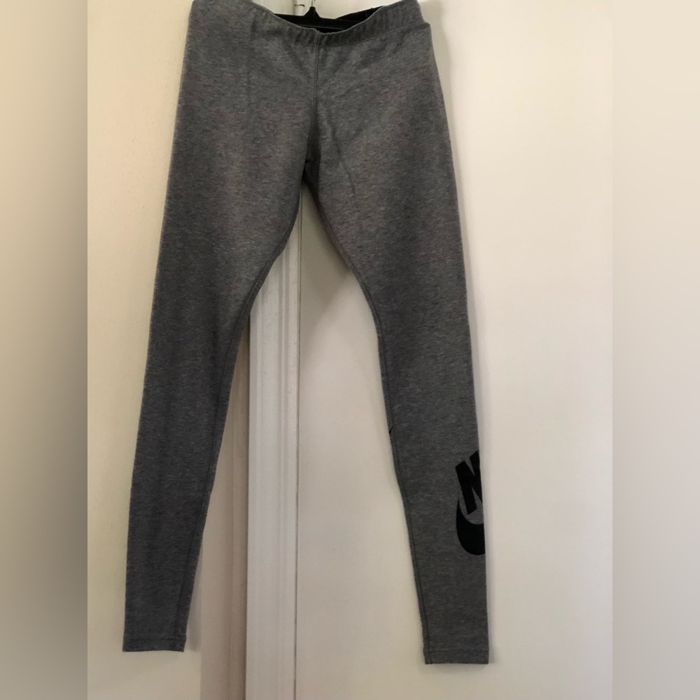 Nike Pro Leggings - image 1